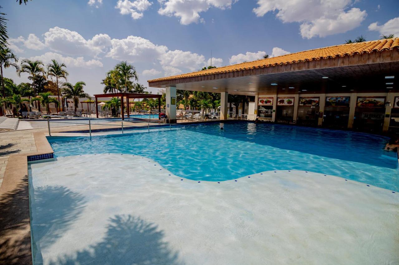 קאלדס נובאס Diroma Resort Com Um Dia No Acqua Park מראה חיצוני תמונה
