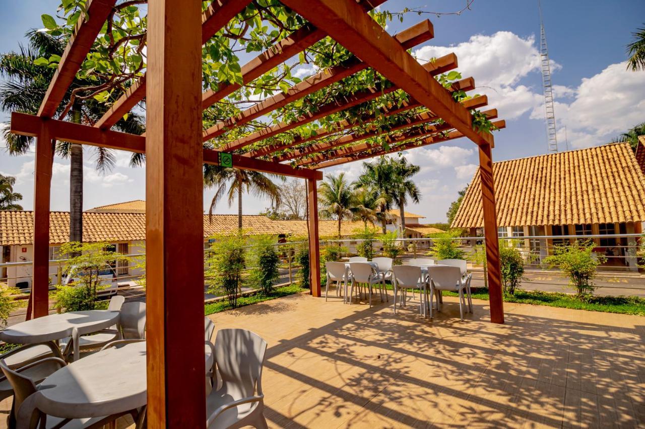 קאלדס נובאס Diroma Resort Com Um Dia No Acqua Park מראה חיצוני תמונה