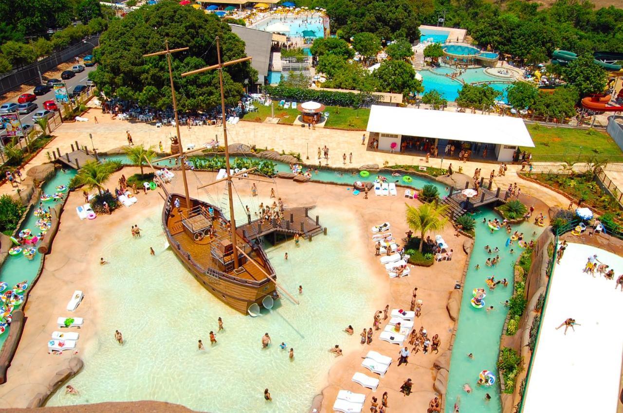 קאלדס נובאס Diroma Resort Com Um Dia No Acqua Park מראה חיצוני תמונה