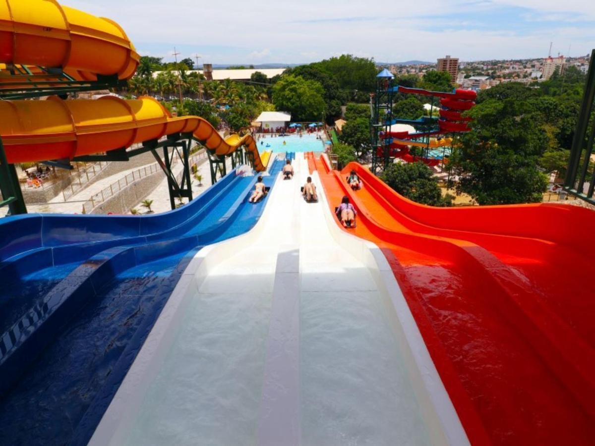 קאלדס נובאס Diroma Resort Com Um Dia No Acqua Park מראה חיצוני תמונה