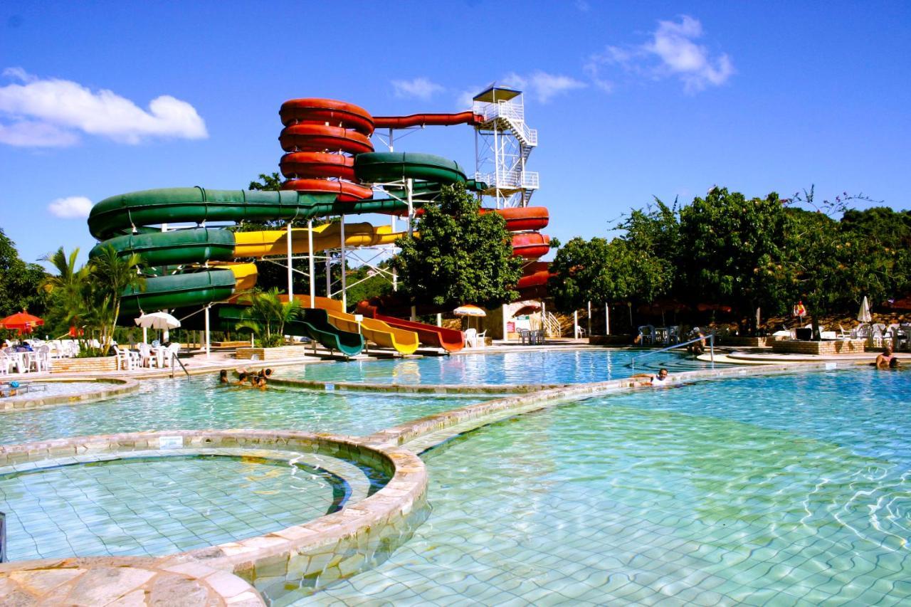 קאלדס נובאס Diroma Resort Com Um Dia No Acqua Park מראה חיצוני תמונה